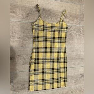 Chic Yellow Checkered Mini Dress